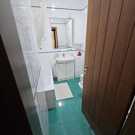 Domus Apolloni Porto Quadro Apartment *